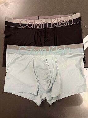 New Calvin Klein Black Boxer Briefs / Low Rise Trunk.  Microfiber